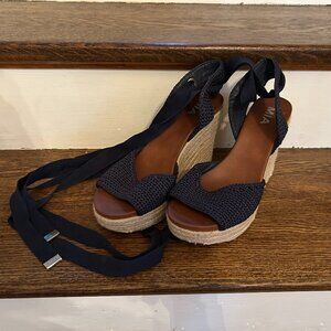 NWOT navy platform espadrilles
